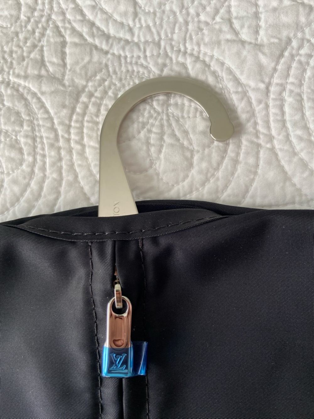 Louis Vuitton Black Garment Bag Cover With Hanger NEW - Picture 2 of 16